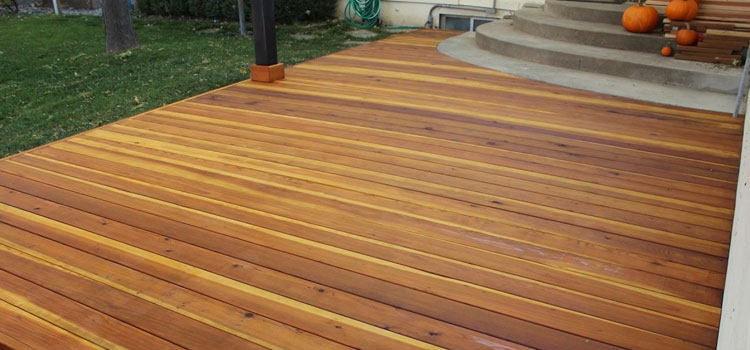 Smooth Redwood Decking in Hawaiian Gardens, CA